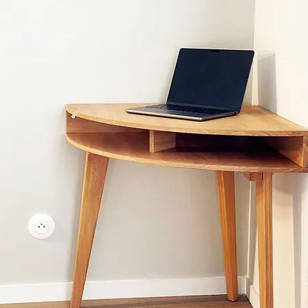 Fenetre Sur Cour - Centre - Parking Prive ألبي